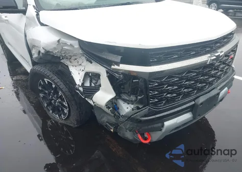 2025 Chevrolet Traverse Awd Z71 from USA, damaged, VIN 1GNEVJRS2SJ134871